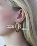 Aveline earrings size: M