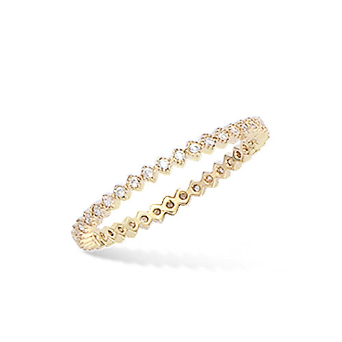"Dainty" ring