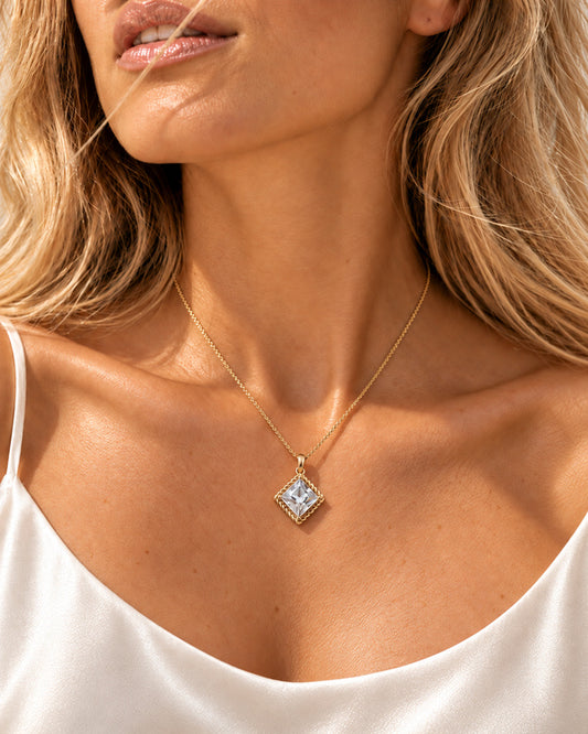 Zerra Ketting - Vierkante Zirkonia Hanger - 18K Verguld Goud
