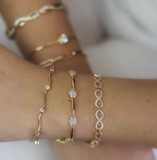 SOLD OUT “Dahlia” bracelet – Pre-order available