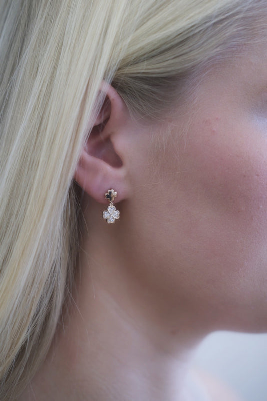 „Emerald Cascade“ Ohrringe – Elegante Statement-Ohrringe in 18K vergoldetem Gold